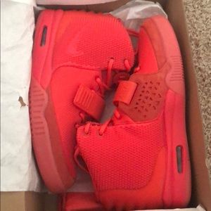 Red October’s yezzy 2 sp